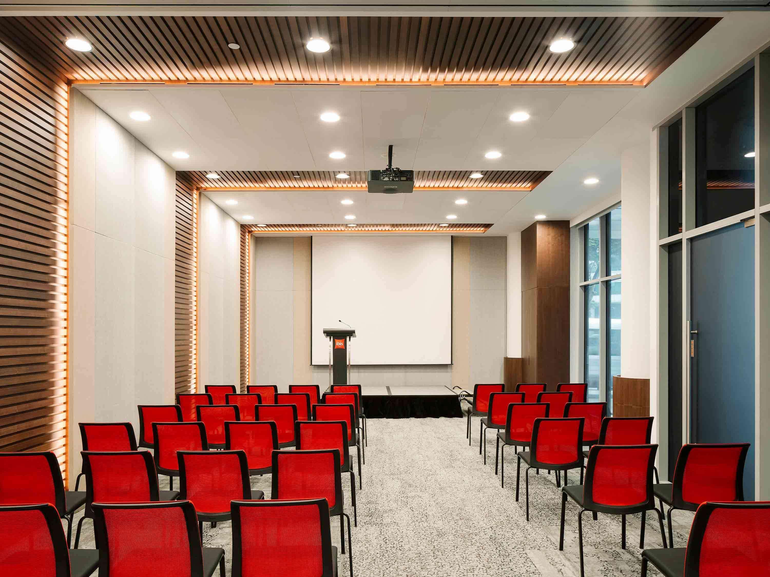 Khách sạn Ibis On Bencoolen - Newly Renovated